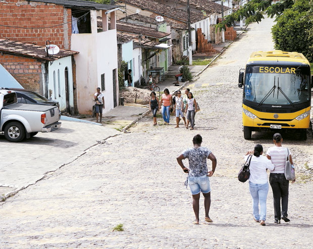 Qual a cidade da Bahia que só tem mulher?