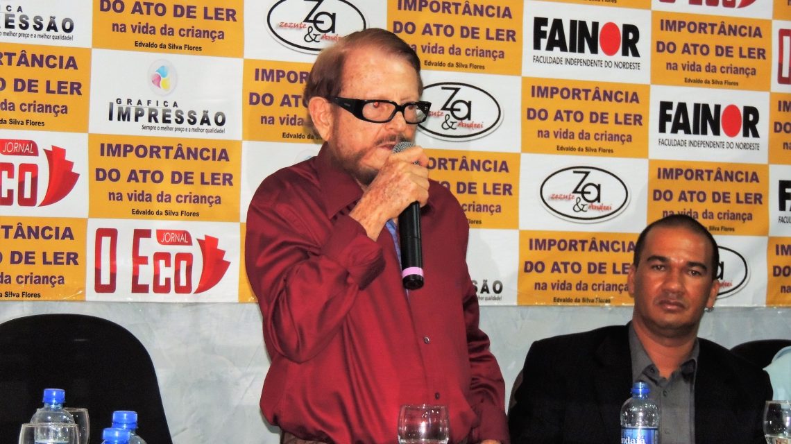 Sucesso o lançamento do segundo livro do professor Edvaldo Flores em Érico Cardoso