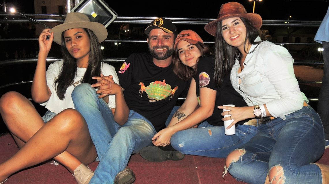 RIO DE CONTAS – Comunidade e visitantes festejaram em alto estilo o 294º ANIVERSÁRIO