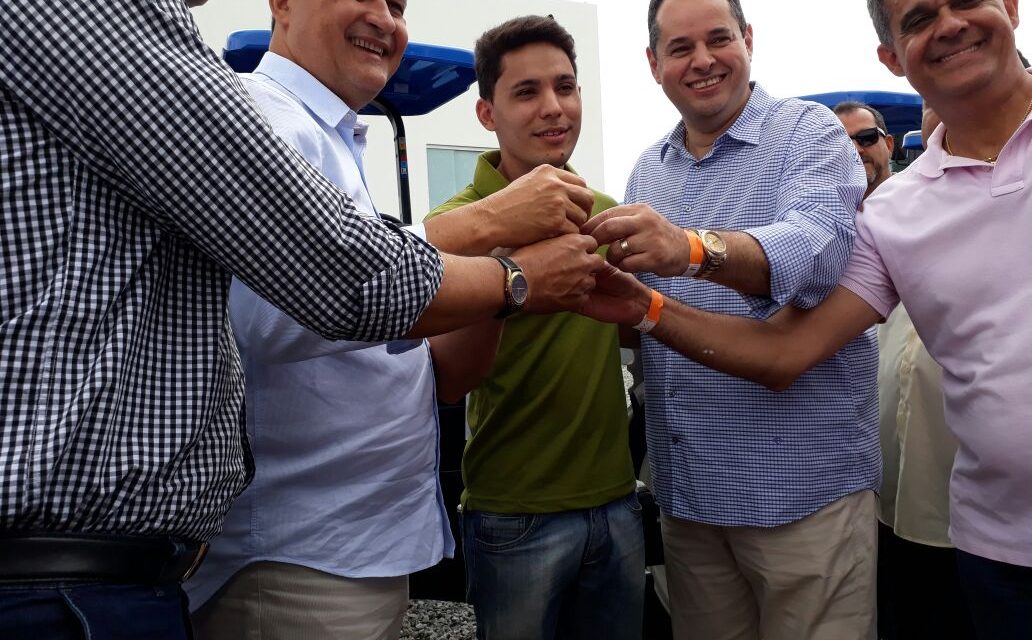 O Governador Rui Costa e o prefeito Amelinho Inauguram Obras em Macaúbas
