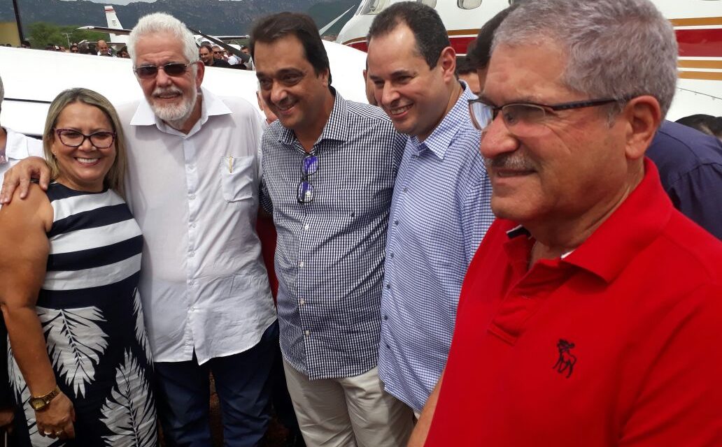 O Governador Rui Costa e o prefeito Amelinho Inauguram Obras em Macaúbas