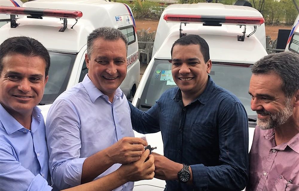 Prefeito Vânio Recebeu Novas Ambulâncias para Rio do Pires
