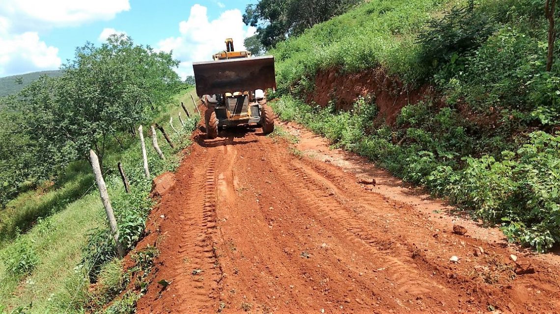 Prefeitura de Boquira retomou a recuperação de diversas estradas danificadas pelas recentes chuvas