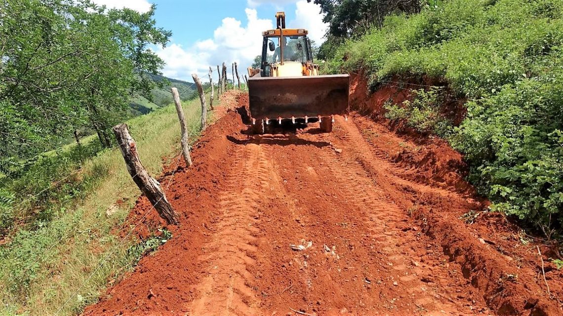 Prefeitura de Boquira retomou a recuperação de diversas estradas danificadas pelas recentes chuvas