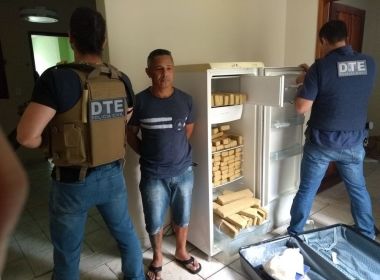 ‘Fornecedor de drogas’ é preso com 100 kg de maconha dentro de geladeira