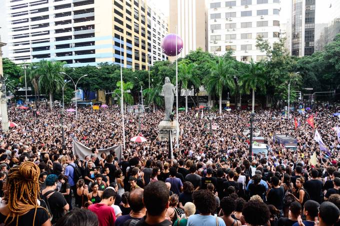 Milhares vão às ruas no Rio e SP em atos contra morte da vereadora Marielle