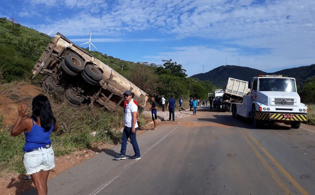 Acidente na Serra dos Brindes em Guanambi mata caminhoneiro brumadense