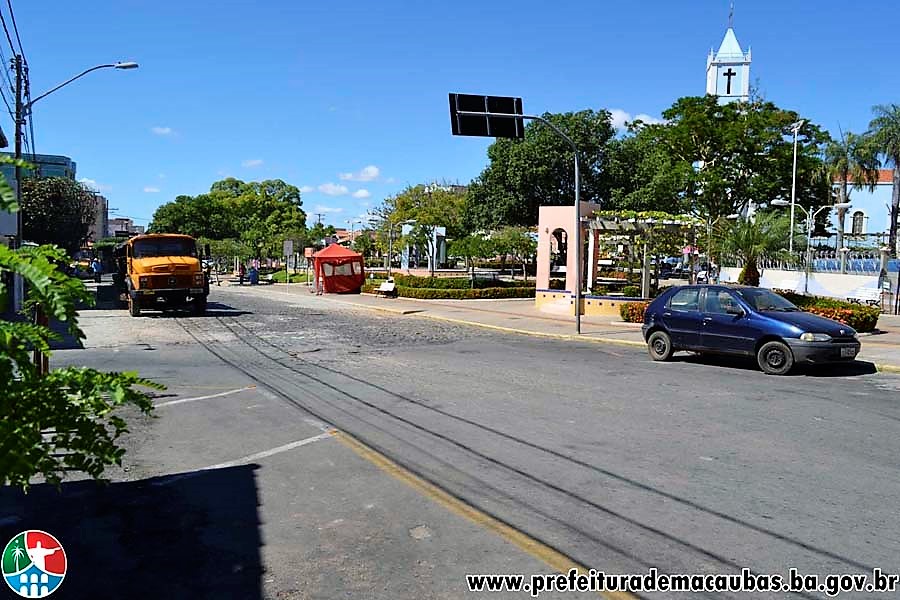 Praça da Matriz e Centro Histórico de Macaúbas estão ganhando “CARA NOVA”