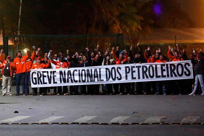 Petroleiros desafiam justiça do trabalho e iniciam greve em refinarias