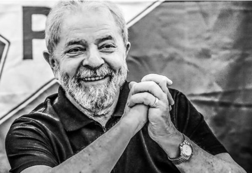 ‘Chama que o homem dá jeito!’; mesmo preso, Lula lança jingle nas redes