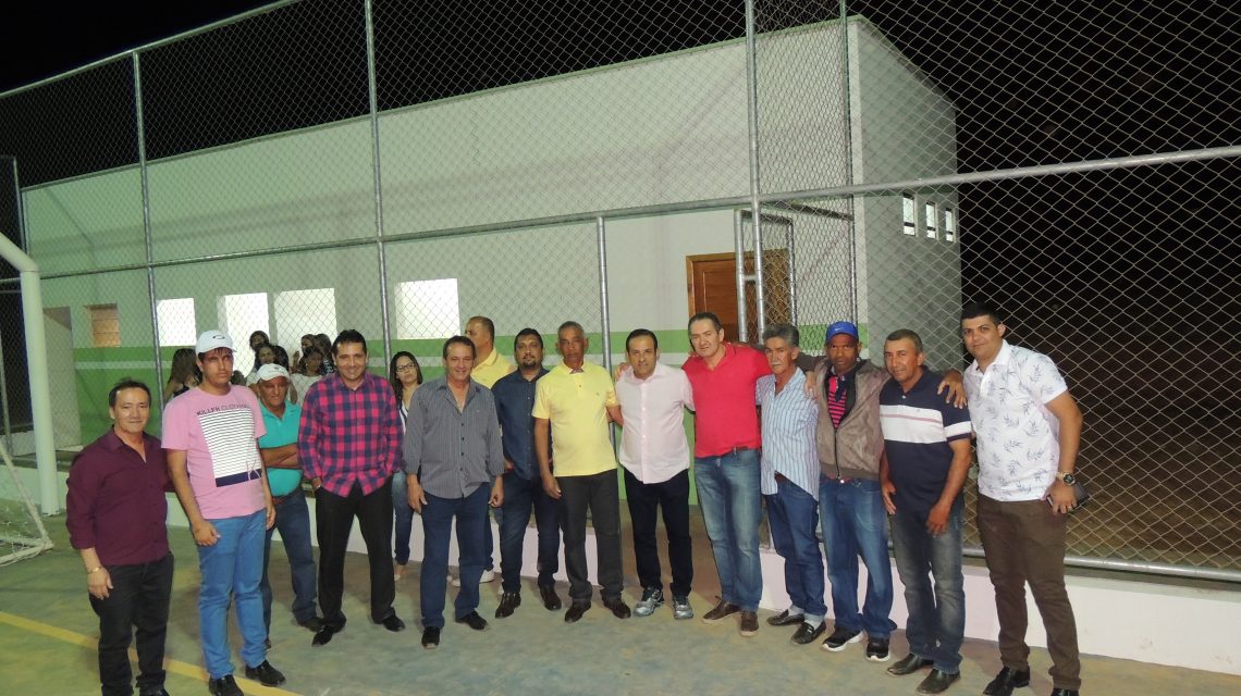 Governo Municipal entrega mais uma quadra poliesportiva na área rural de Érico Cardoso