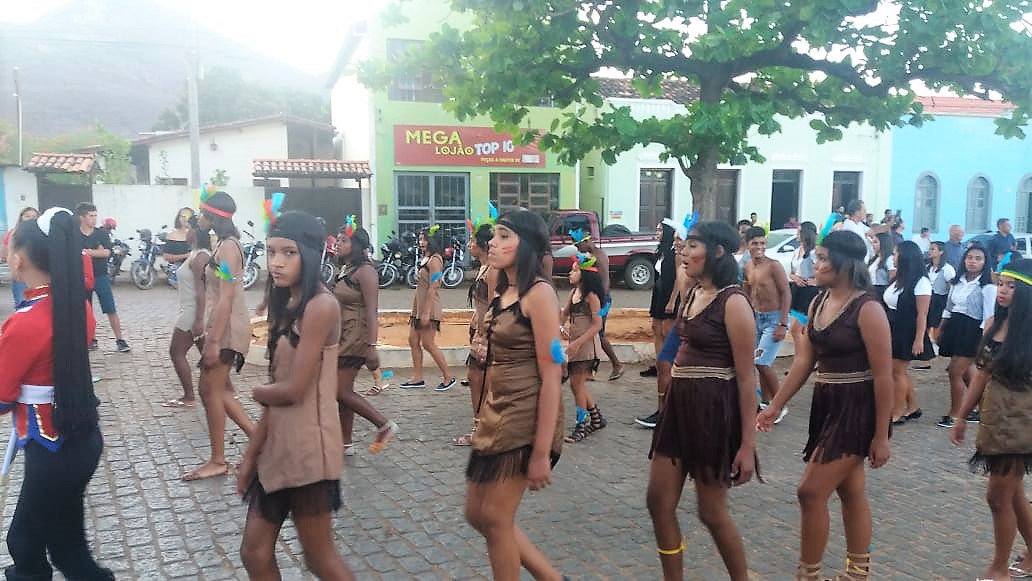 Desfile Cívico da Independência em Érico Cardoso é Tradição que Encanta