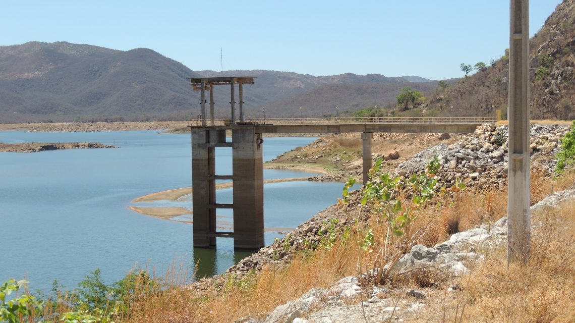 CRÍTICA SITUAÇÃO DA BARRAGEM DO ZABUMBÃO – A “Caixa d’água” do Vale pode Secar