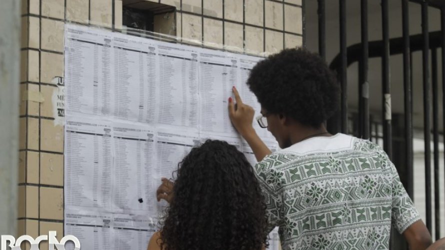 Primeiro dia do Enem teve questões sobre feminismo e ditadura