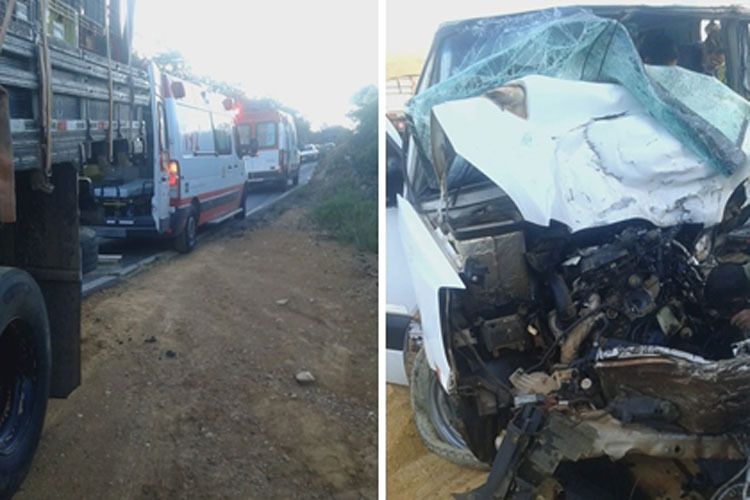 Acidente com Van da prefeitura de Riacho de Santana que transportava pacientes deixa uma vítima fatal