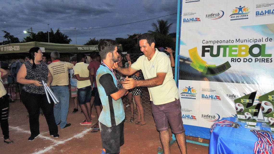 Prefeito de Rio do Pires prestigiou a final do Campeonato Municipal de Futebol de Campo