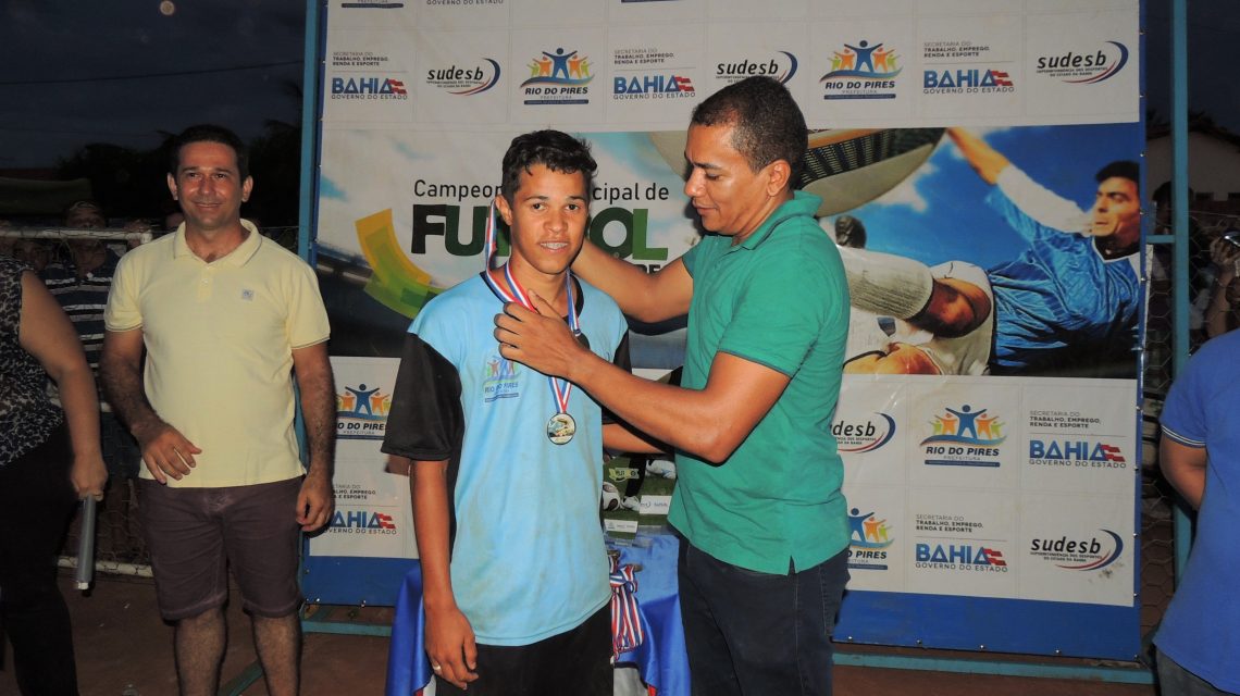 Prefeito de Rio do Pires prestigiou a final do Campeonato Municipal de Futebol de Campo