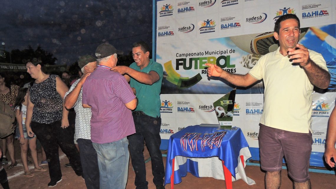 Prefeito de Rio do Pires prestigiou a final do Campeonato Municipal de Futebol de Campo