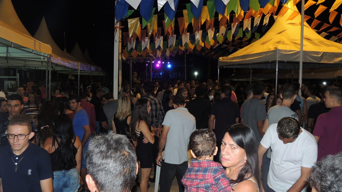 Distrito de Feira Nova Antecipou a Alegria e a Descontração no Arraiá de São João