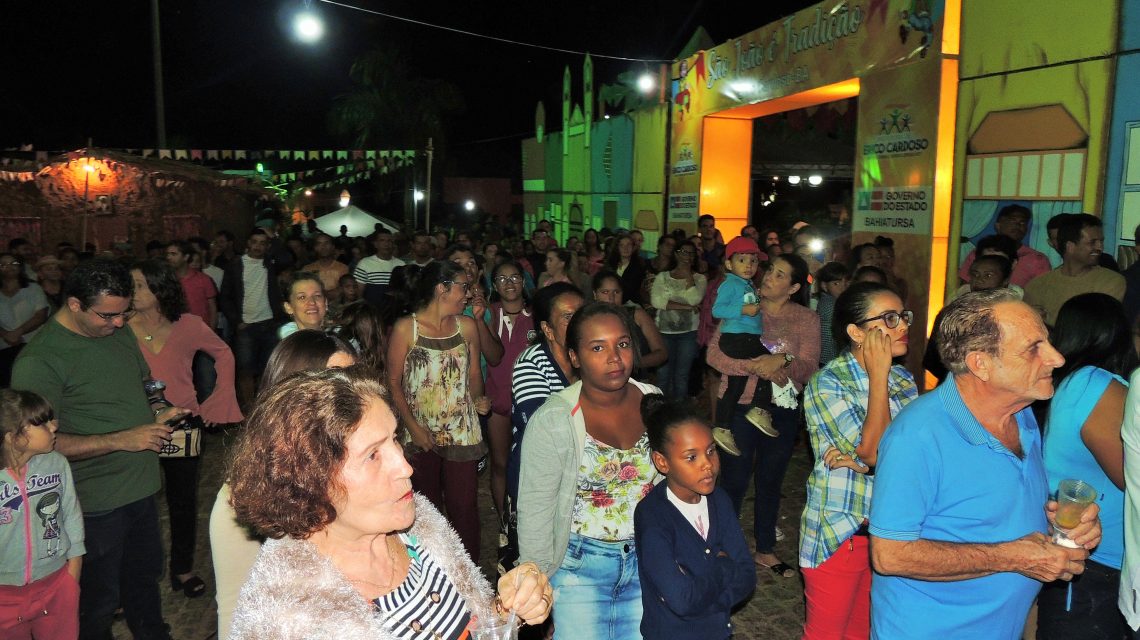 JÁ COMEÇOU! Comunidade de Érico Cardoso no clima de São João!