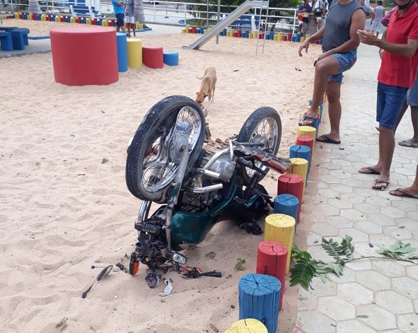Motociclista morre após perder o controle da moto em Botuporã 